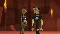 Duncan confronts Courtney while they are shifting teams.