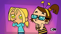 Bridgette Licks a Worm, Total Dramarama