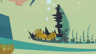 The objective of the first challenge is to retrieve the golden chains, which are located inside a clam.