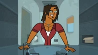 Alejandro is impressed with Heather's strategy to "befriend" Sierra.