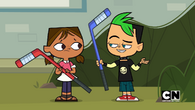 Duncan tries to calm courtney down