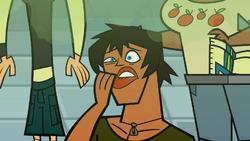 Justin Total Drama Wiki Fandom Powered By Wikia - Total Drama Island Tom,  HD Png Download - 400x1168 (#1285175) - PinPng