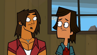 Alejandro and Noah confusedly stare at each other during the challenge.