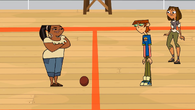 Leshawna is unimpressed by Harold's attempt at throwing a dodgeball.