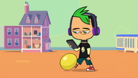 Duncan kicks the ball