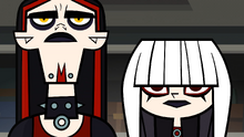 Crimson Total Drama Presents: The Ridonculous Race Crimson Black White  Cosplay Wig