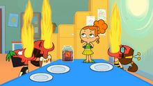 Izzy has fun with Duncan, Leshawna and Beth.