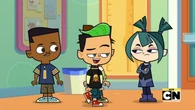 Dinkin tells Gwen to follow him.
