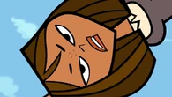 Courtney tries to claim Zoey's idea as her own.
