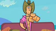 Geoff is the sole host for the beginning of the final installment of Total Drama Aftermath.