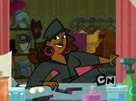 Leshaniqua uses the Total Drama Action confessional in an exclusive clip.