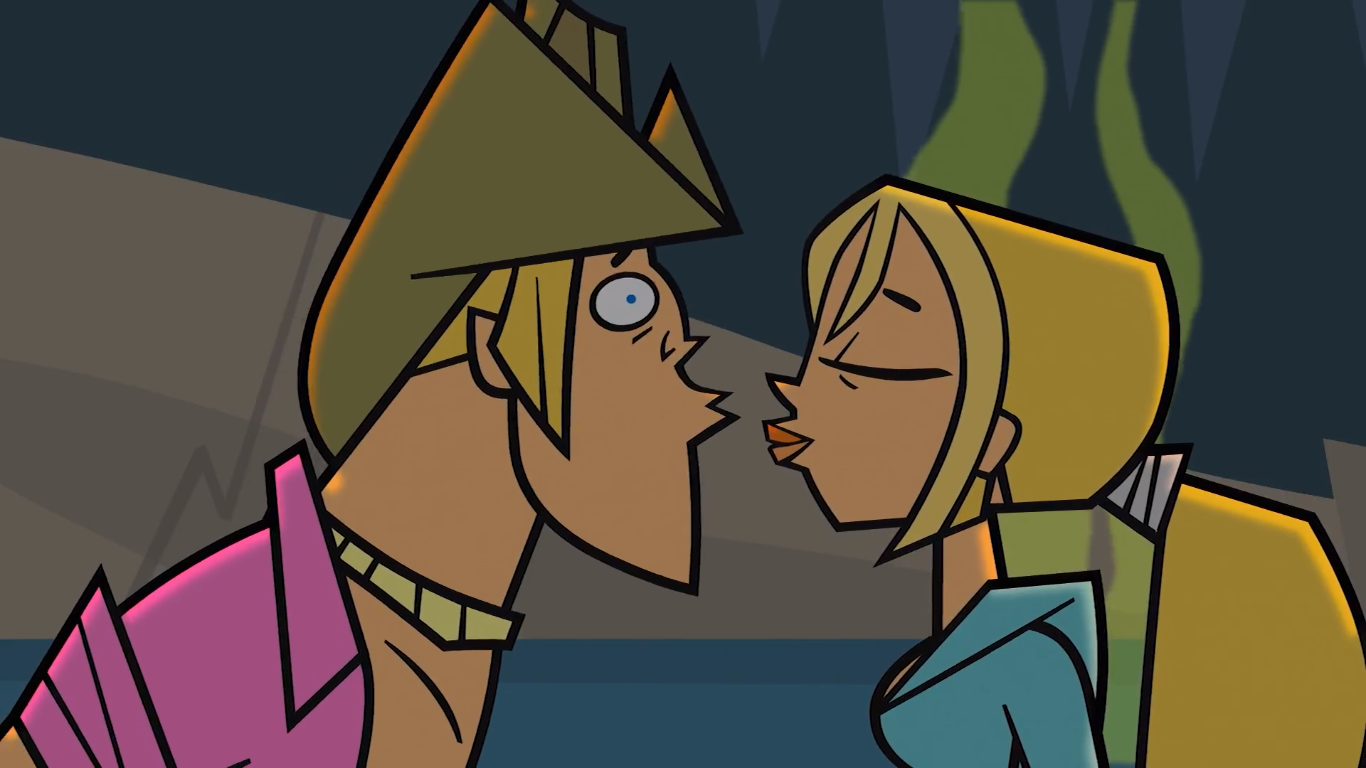 Tdi Bridgette And Geoff Kiss