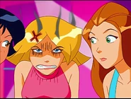 Mani Trio 11.jpg (99 KB)