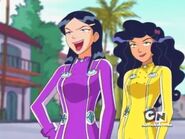 Caitlin, Dominique, Mandy in “Evil Jerry”