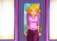 Clover has had it with Tara.