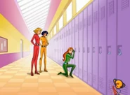 Sis-KaBOOM-Bah Clover, Alex, Sam.jpg (97 KB)