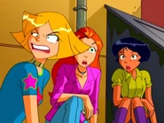 Thefugativies.jpg (35 KB) Samantha, Alexandra, and the Clover clone