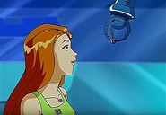 Samantha receiving the ring from G.L.A.D.I.S.