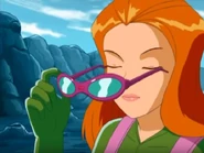 Samantha putting on the Binocular Shades