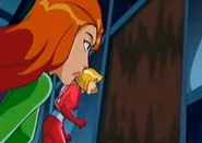 The bugs form a wall to keep the spies away from Max's computer.