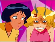 Clover getting angry with Mandy.jpg (94 KB) Clover getting angry with Mandy.