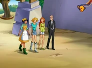 Evil Gymnasts Alex, Clover, Sam, Jerry.jpg (90 KB)