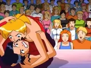 Clover and Mandy catfight