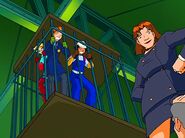 Totally.Spies.S02E07.Spies.cage-2