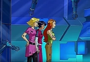 Spies receiving the ring