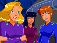 Alice, Pam, Crimson in “Spies vs. Spies”