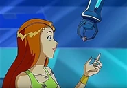 Samantha receiving the ring from G.L.A.D.I.S.