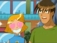 Clover crushing on David