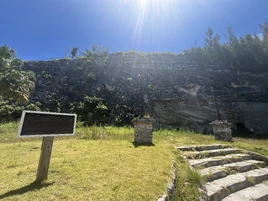 Memorial to Bermuda Gunpowder Plot 2