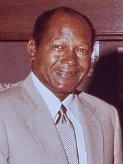 Tom Bradley