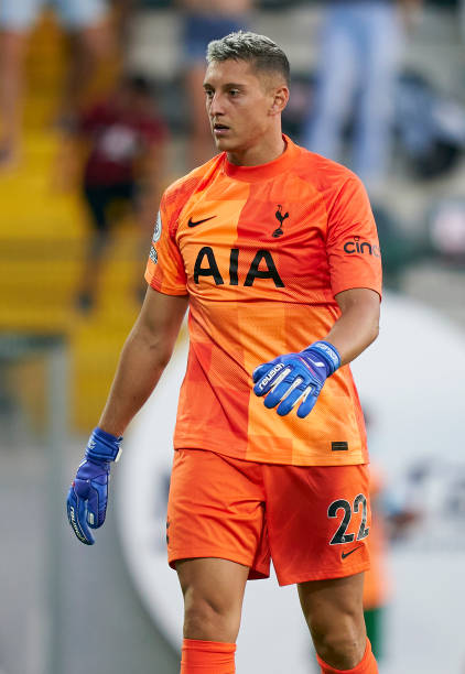Tottenham sign goalkeeper Pierluigi Gollini from Atalanta on