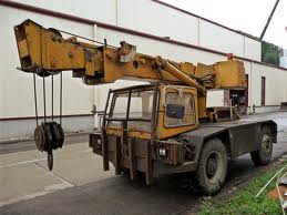 1973 TAYLOR JUMBO Speedcrane Diesel.jpg (10 KB) A 1970s Taylor-Jumbo Speedcrane Diesel Hydraulic Mobilecrane