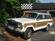 Jeep Grand Wagoneer white NC f