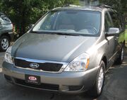 2011 Kia Sedona -- 08-16-2010