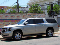 Chevrolet Suburban LT 2015 (16126211170)