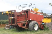 Hesston 4900 baler - IMG 9125