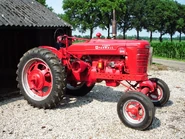 Farmall BM sn D3722 -This is what the tractor looks like since July 2013