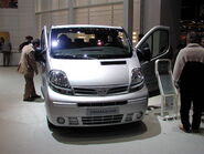 Nissan Primastar with options including colour-coded bumpers