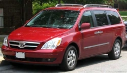 2007 Hyundai Entourage