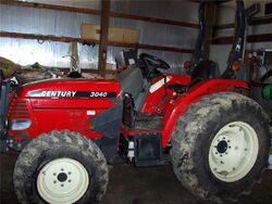 Century 3040 MFWD-2003.jpg