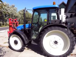 New Holland TN 65 D.jpg