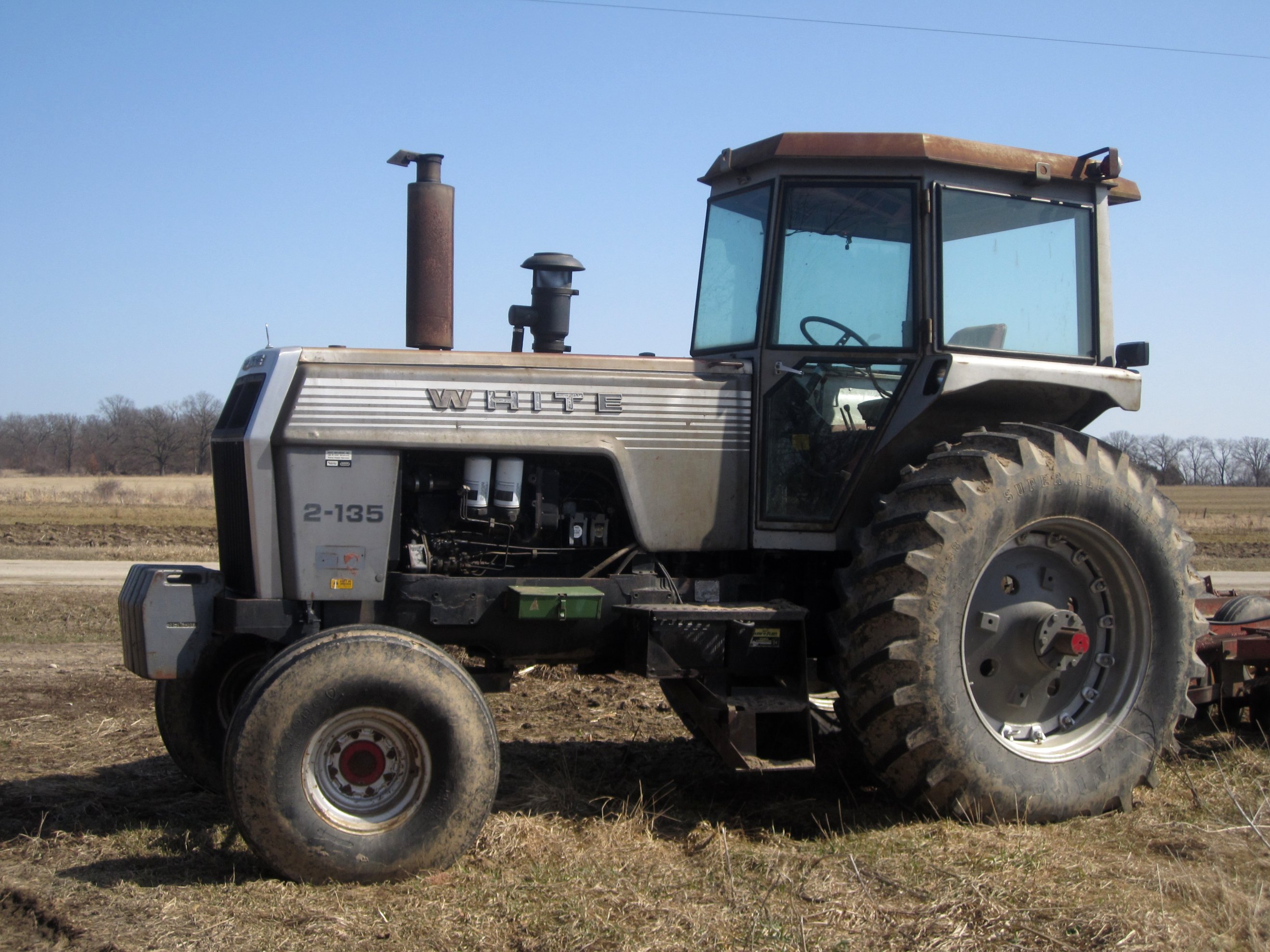 White Farm Tractor 5100 5100N 5100S 5700 Seed Boss Planter Dealer's Brochure 