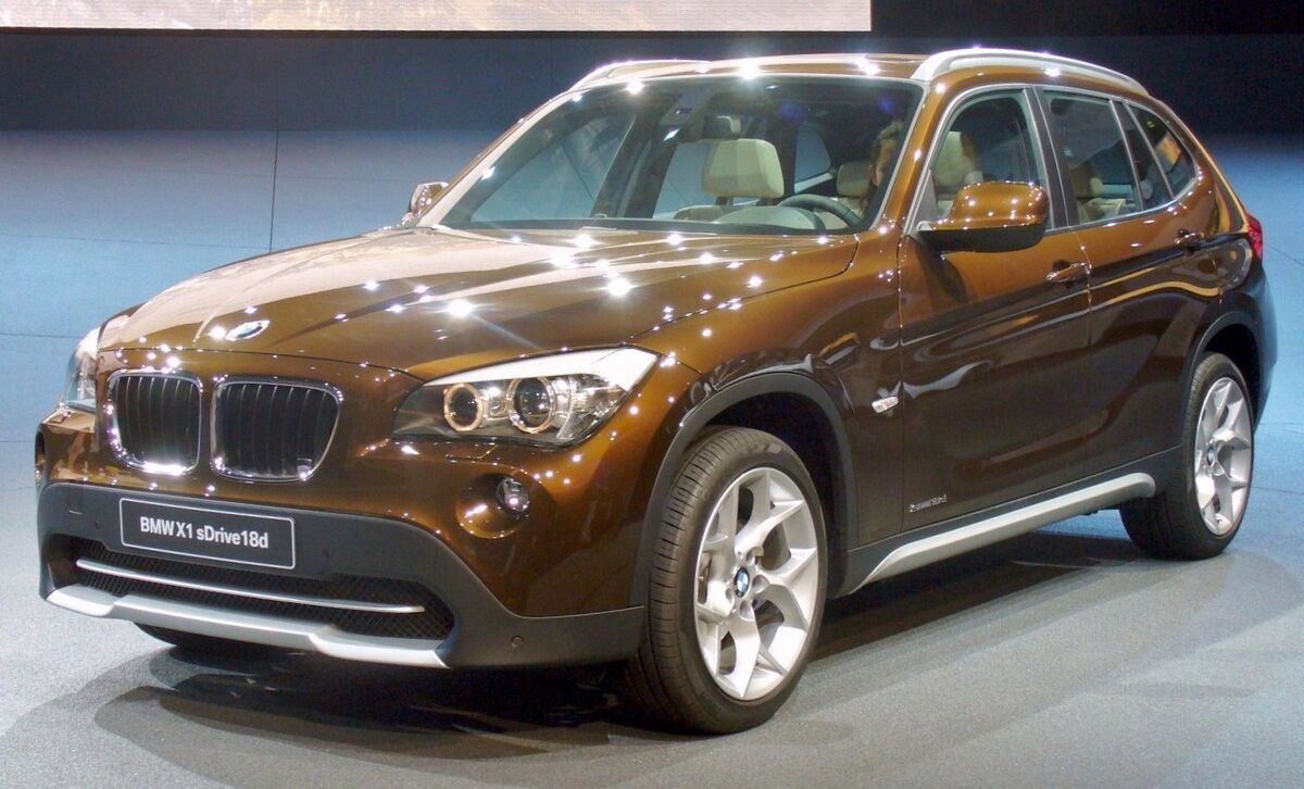 BMW X3 (E83), Tractor & Construction Plant Wiki