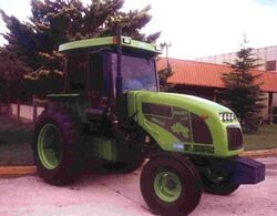 Pauny 230 CC-2004.jpg