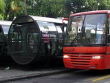 Bi-articulated bus