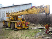 A 1970s COLES Hydra Husky Diesel Yardcrane